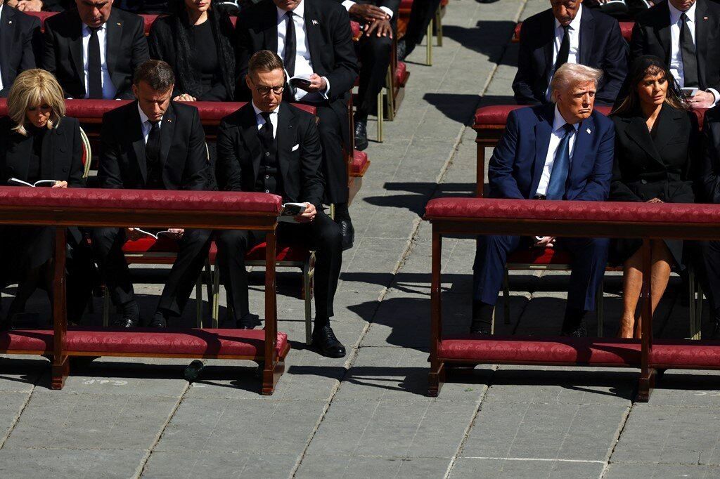 Прощание с Папой Франциском в Ватикане: Зеленский и Трамп встретились после церемонии