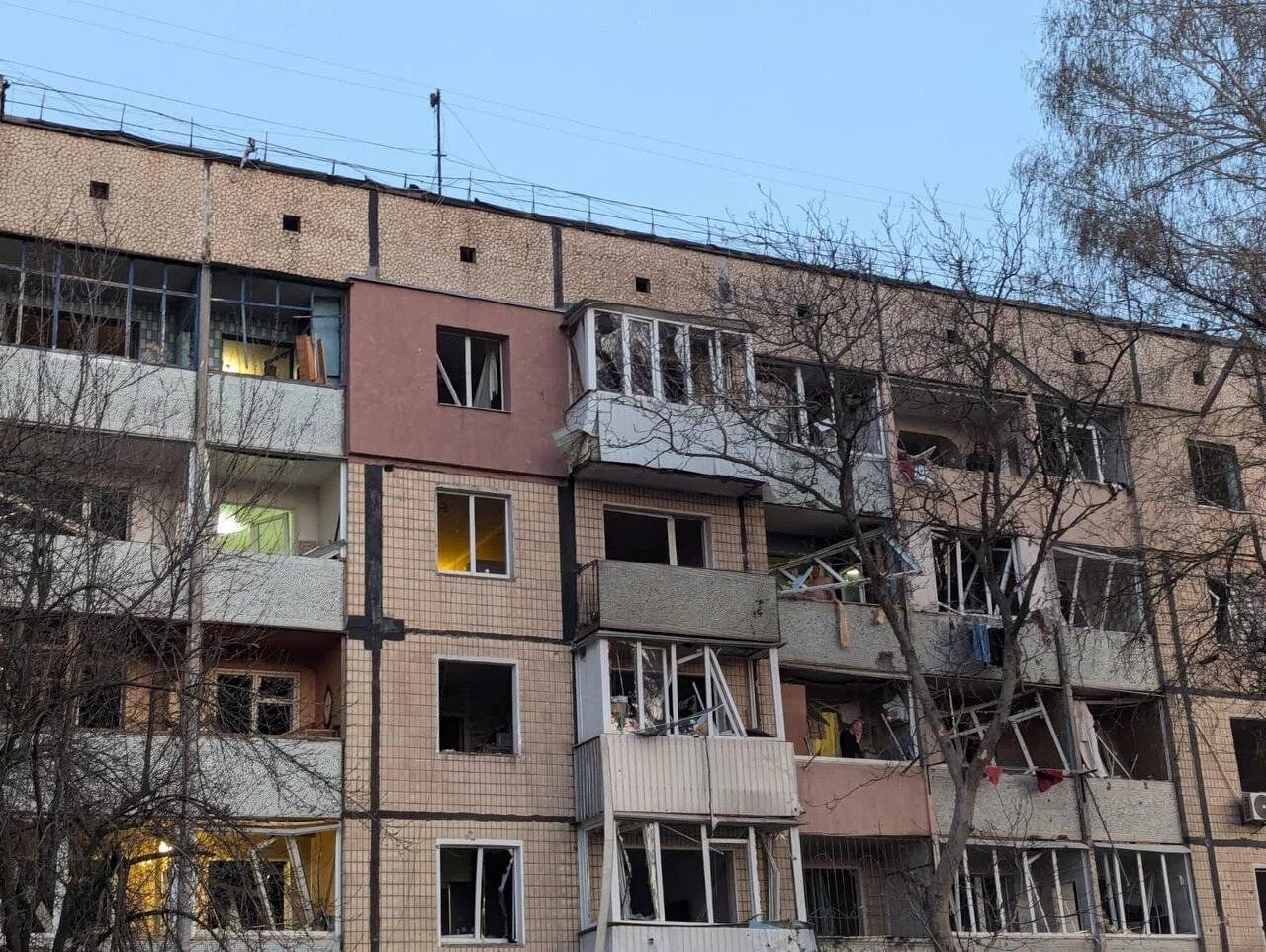 Массированный обстрел из баллистики и шахедов