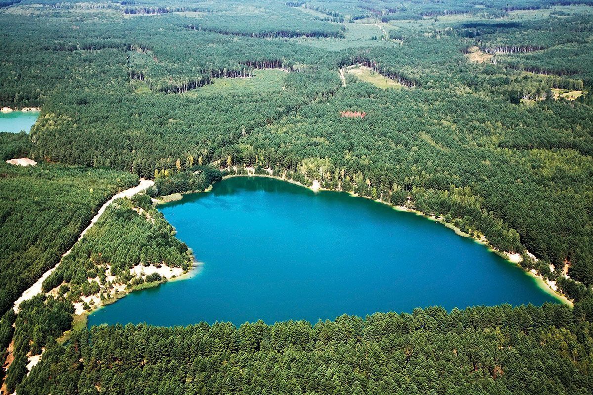 Голубые озера – место с кристально чистой бирюзовой водой