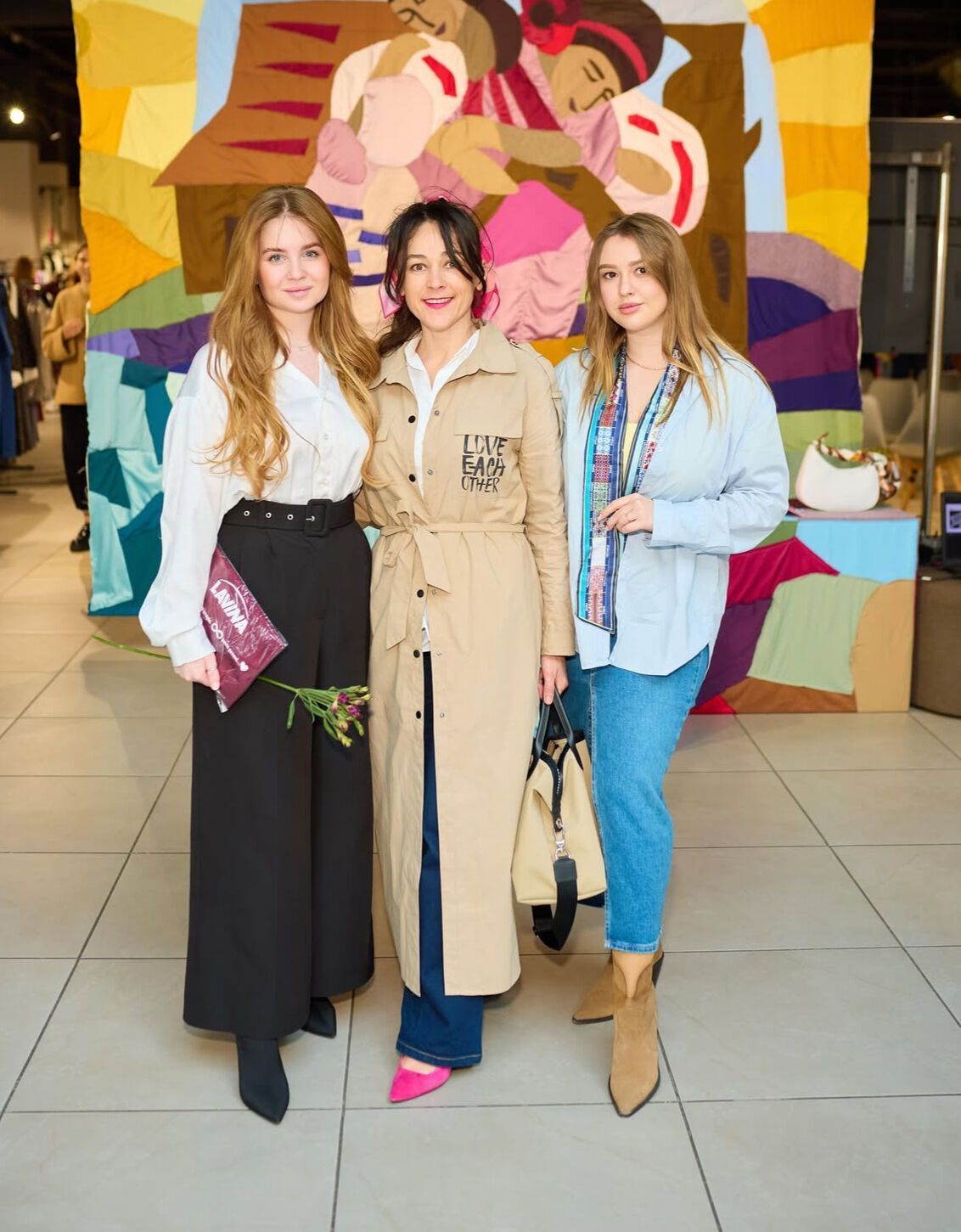 В Lavina Mall состоялся День вышиванки: диалог об идентичности и силе символов