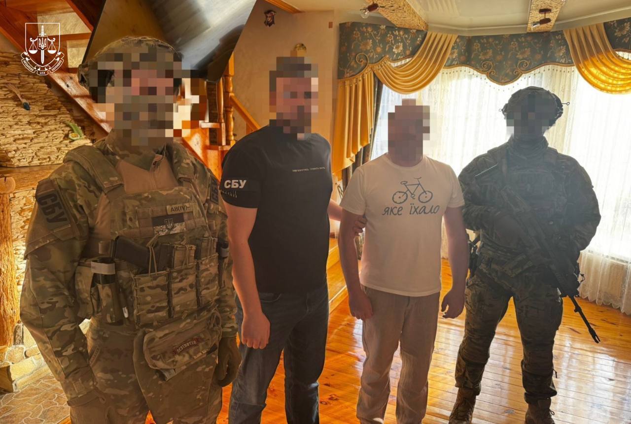 Преступная группировка с директором лесхоза добывала янтарь с большим ущербом для окружающей среды