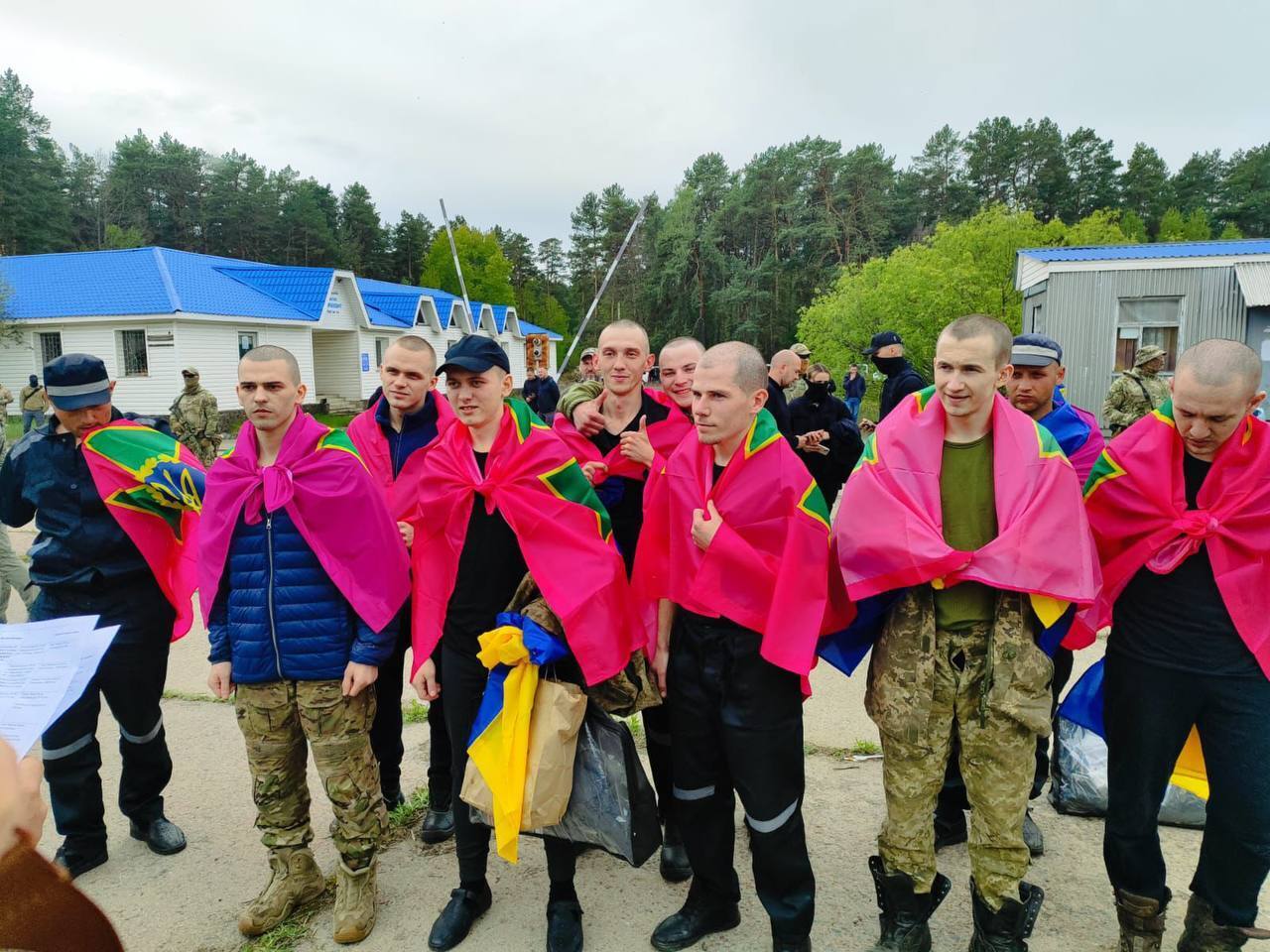 Масштабный обмен: 205 украинских защитников вернулись из российского плена
