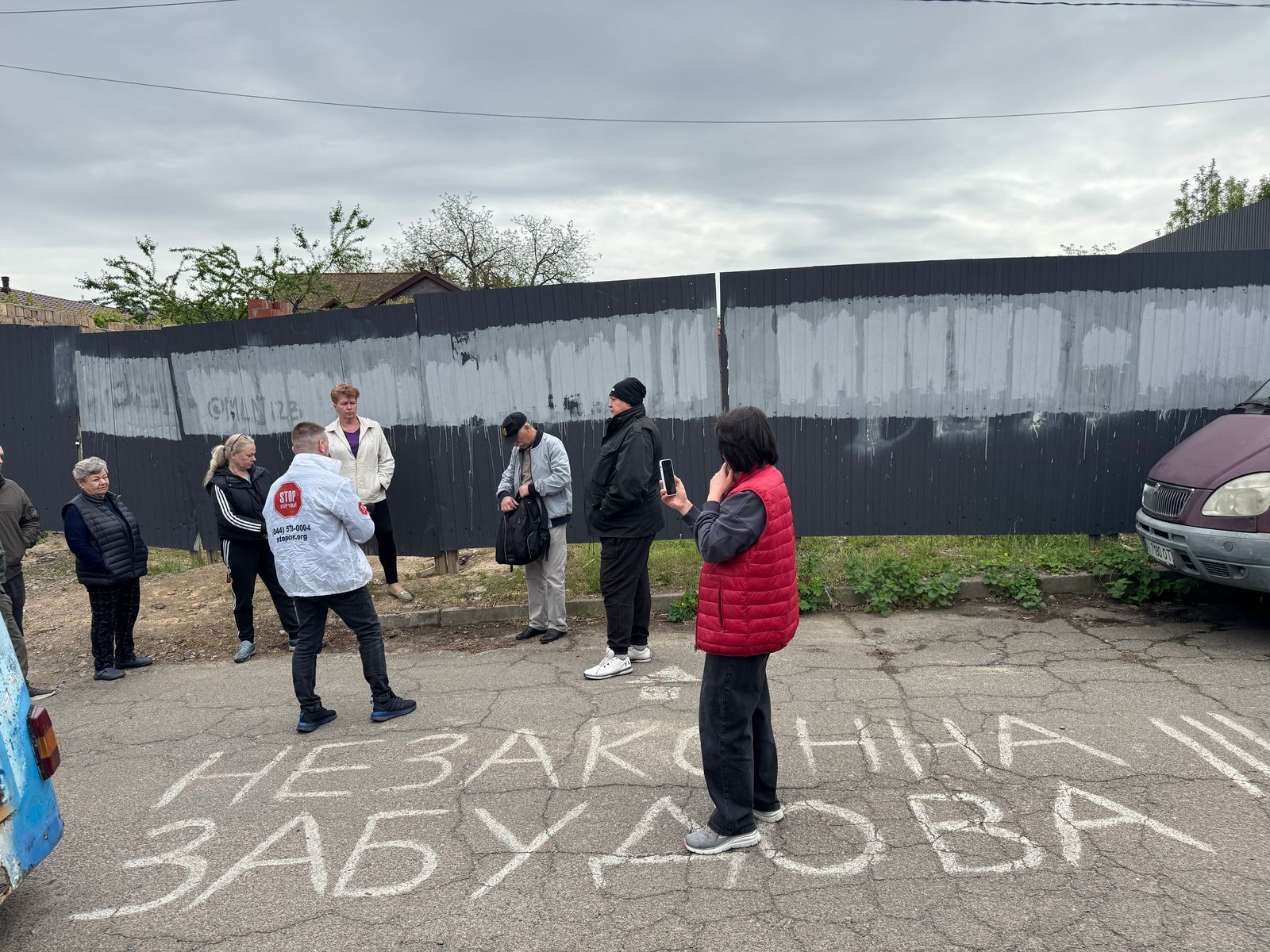 Киевляне выступили против незаконной застройки на Циолковском