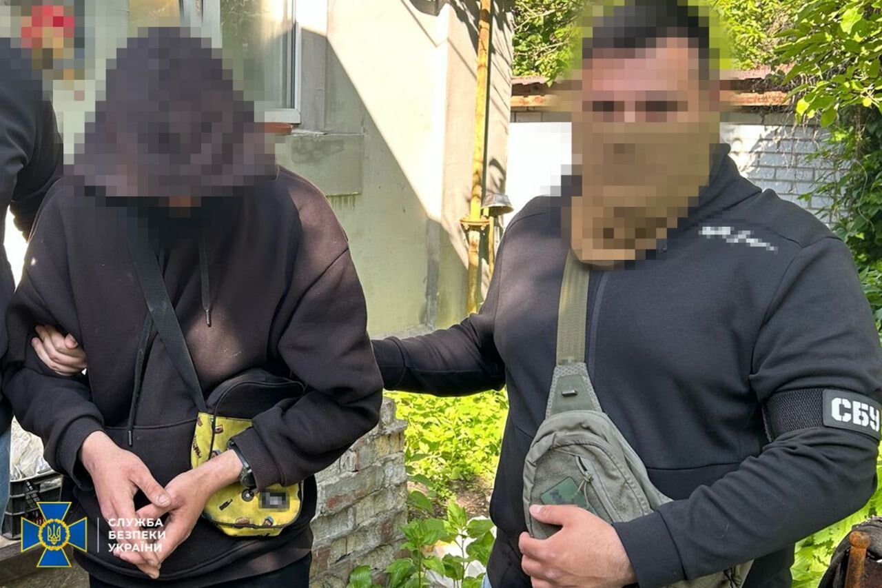 Правоохранители задержали поджигателей объектов Укрзализныци и авто военных