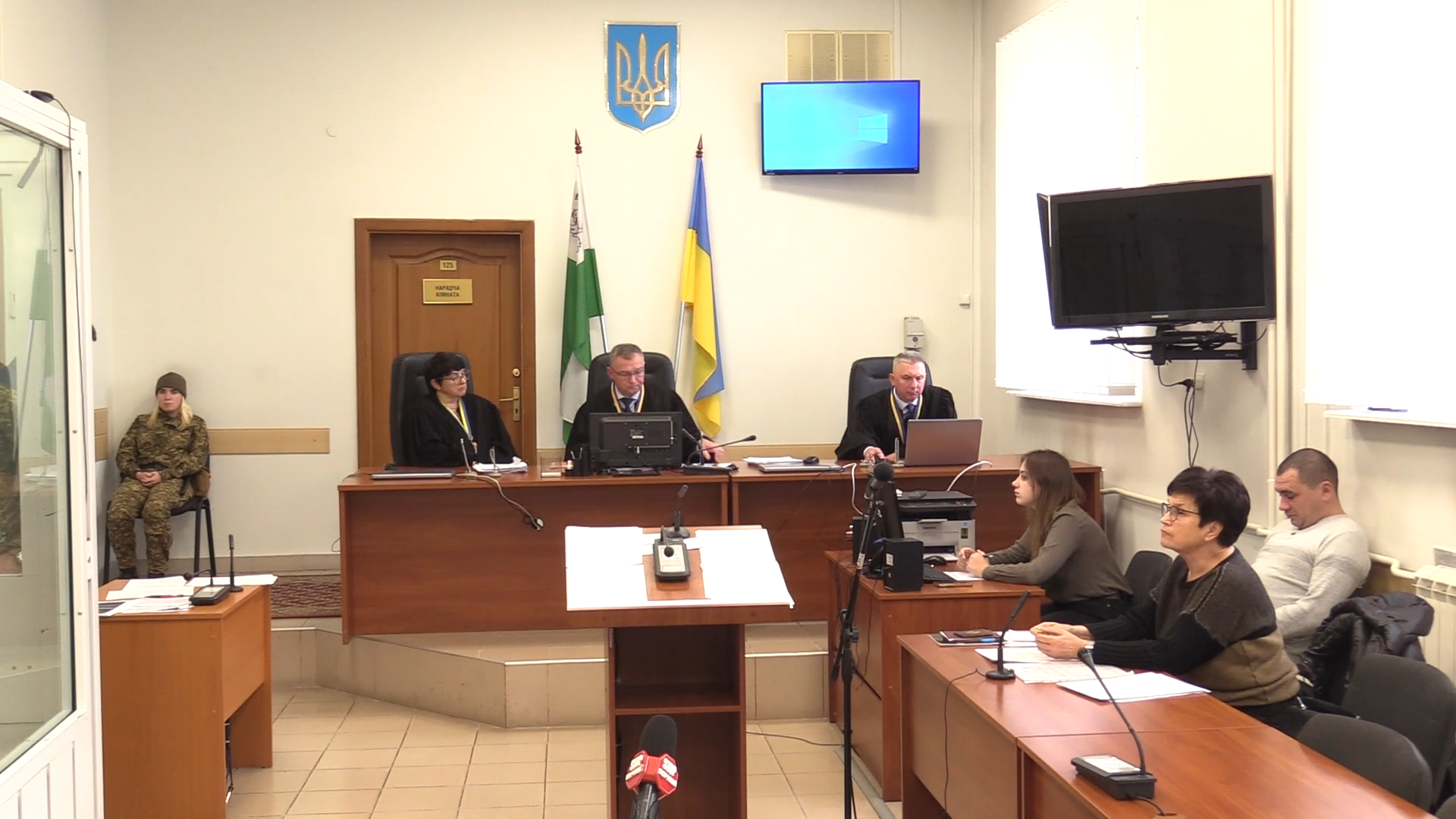Квартири, готівка і подарунки на мільйони: як живе родина чернігівського судді Заболотного