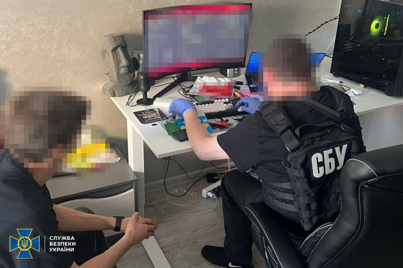 Фейкова ''Дія'' і підроблені документи: СБУ викрила схему ухилення від мобілізації