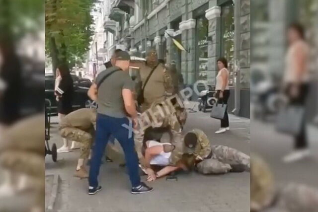 Суд продлил ночной арест депутату Николаю Тищенко до 26 августа