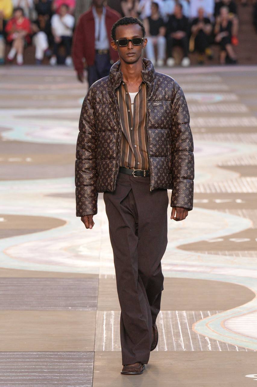 Фаррелл Уильямс показал индийское вдохновение в новой мужской коллекции Louis Vuitton