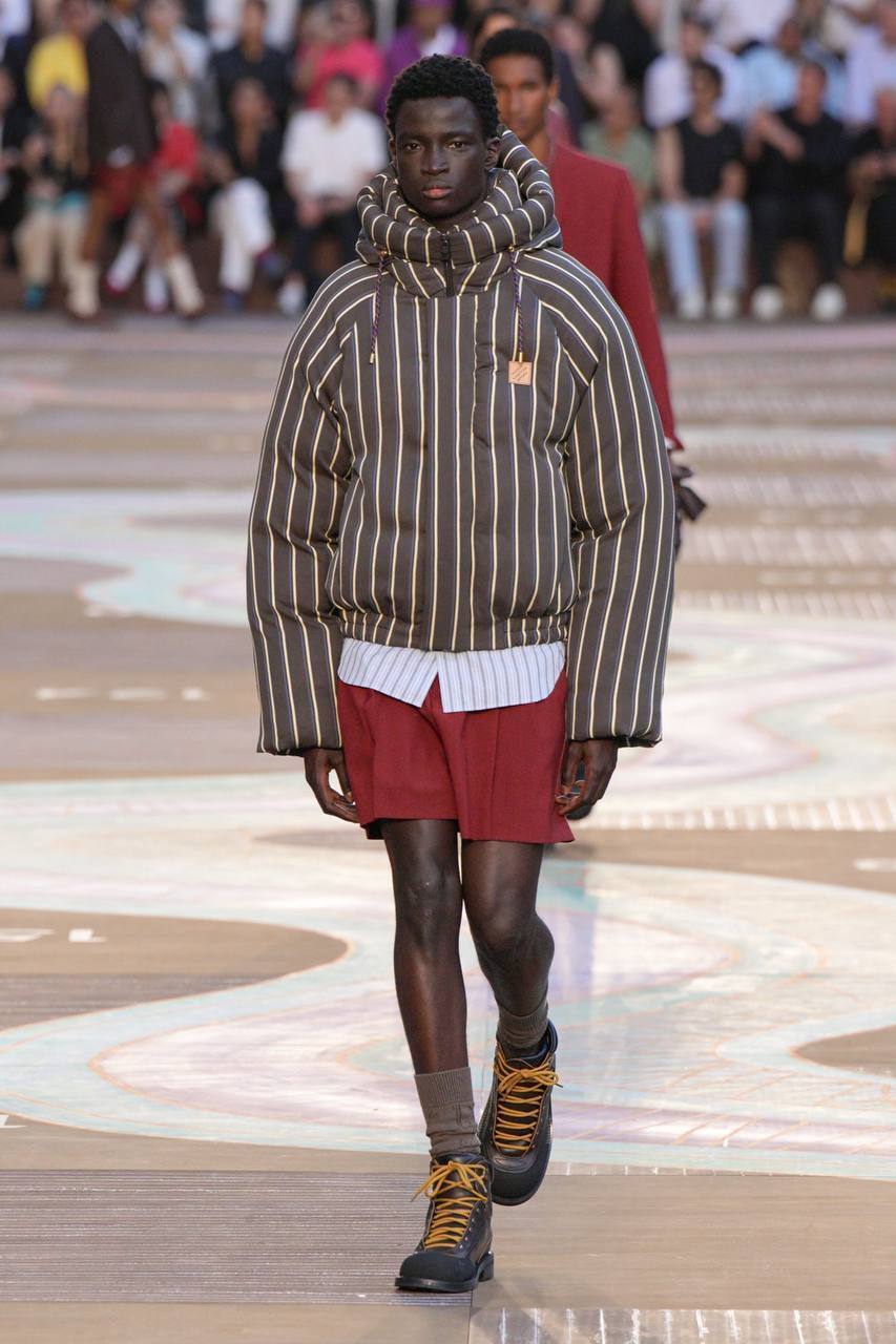 Фаррелл Уильямс показал индийское вдохновение в новой мужской коллекции Louis Vuitton
