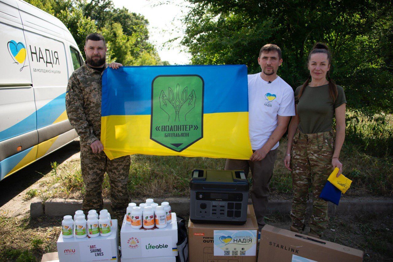 БФ молодежной инициативы ''Надежда'' передал помощь медикам и военным в Сумской области