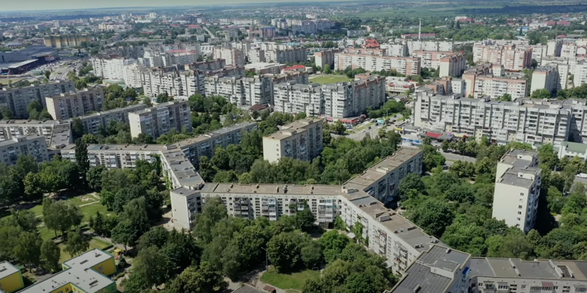 Луцк как на ладони: блогеры показали малоизвестные уголки, подземелья и самую большую картину в мире