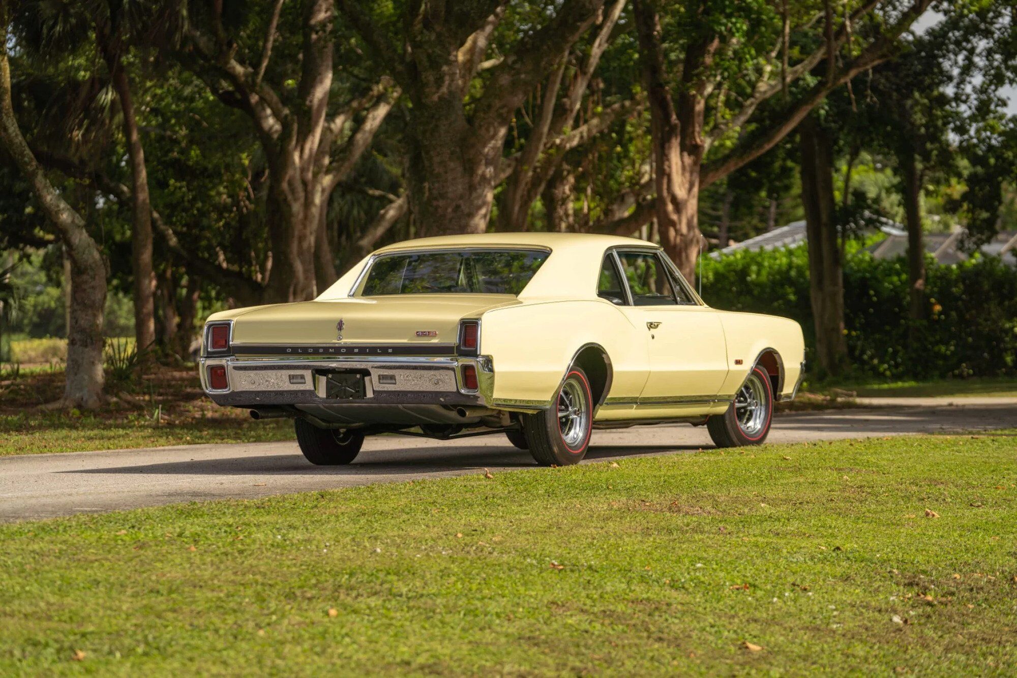 В США продали редкий Oldsmobile 442 1967 года выпуска