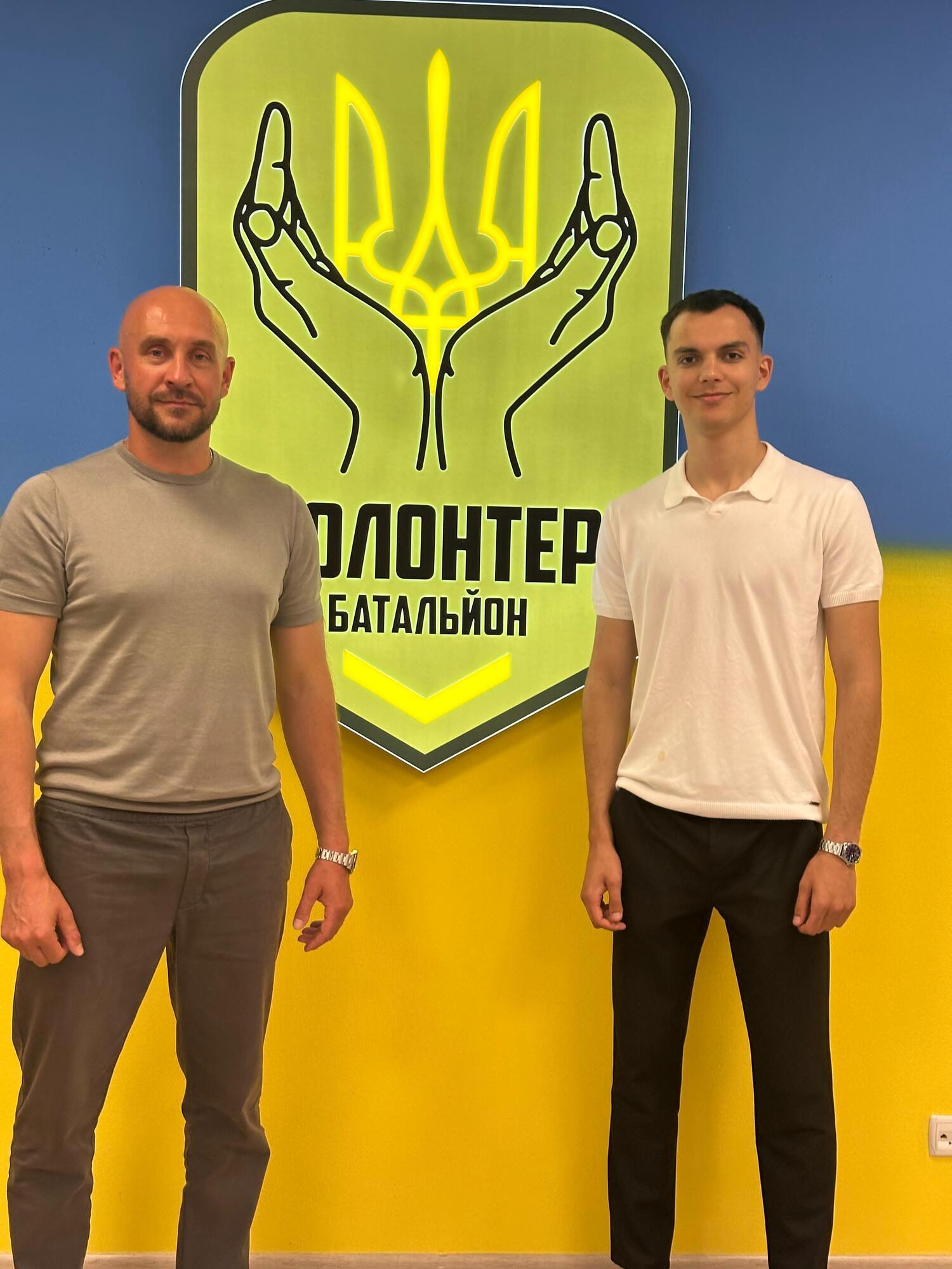 Соучредитель БФ ''Батальон Волонтер'' Роман Бочкала и заместитель генерального директора охранной компании ''ТИГР'' Иван Данко