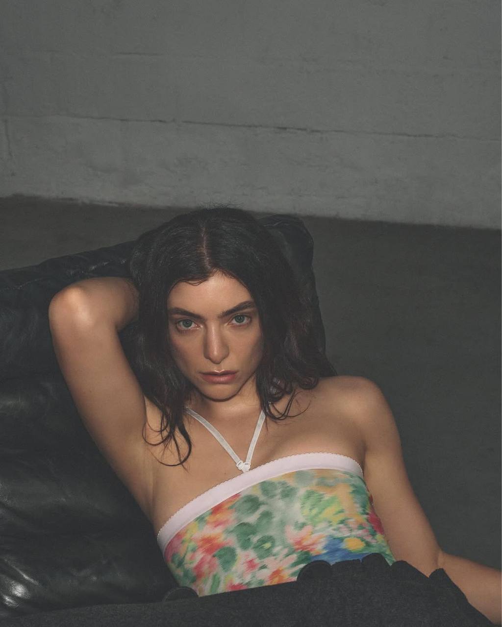 Новые обложки глянца: Doja Cat в Dolce & Gabbana, Ромео Бекхэм в Balenciaga, Lorde в Chanel