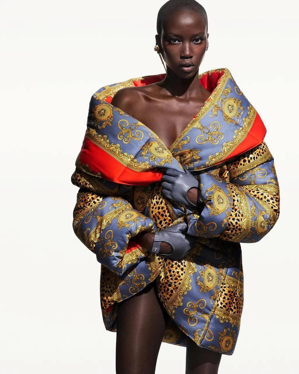 Versace показав останню колекцію Донателли перед передачею керма