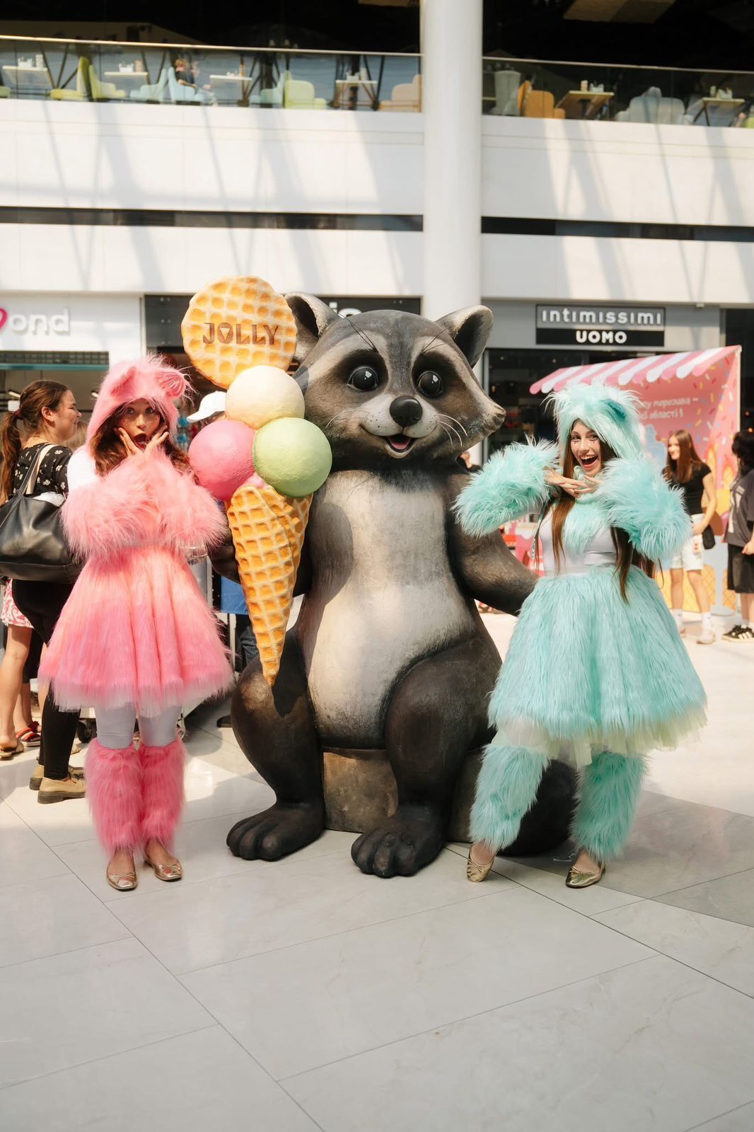 Фестиваль мороженого в Lavina Mall