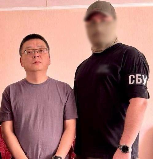 Студенты из Китая шпионили в Киеве за секретными разработками ракет ''Нептун''