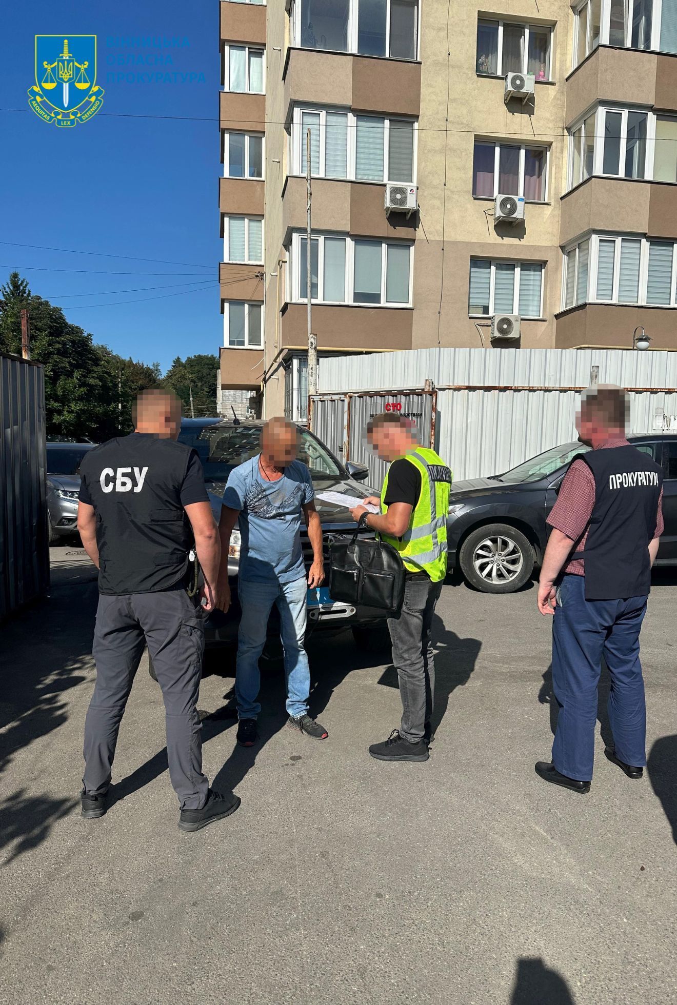 В Виннице разоблачили мошенников, продававших гуманитарные авто для ВСУ