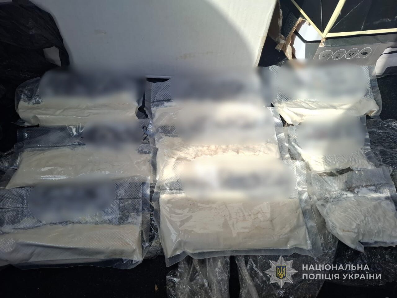 ''Фабрика амфетамина'': полиция накрыла наркобизнес на границе двух областей