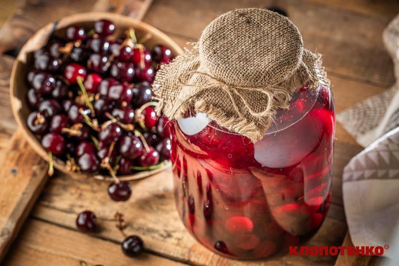Как заготовить вишневый компот без лишних хлопот — советы Клопотенко