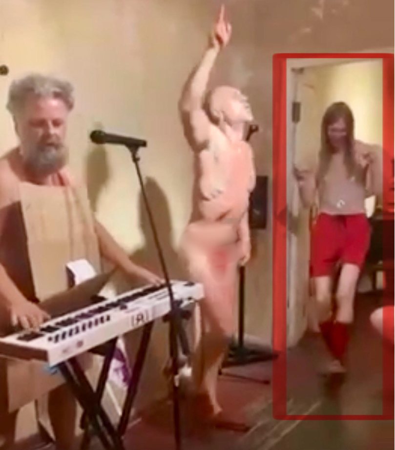 Дмитрий Перов на вечеринке