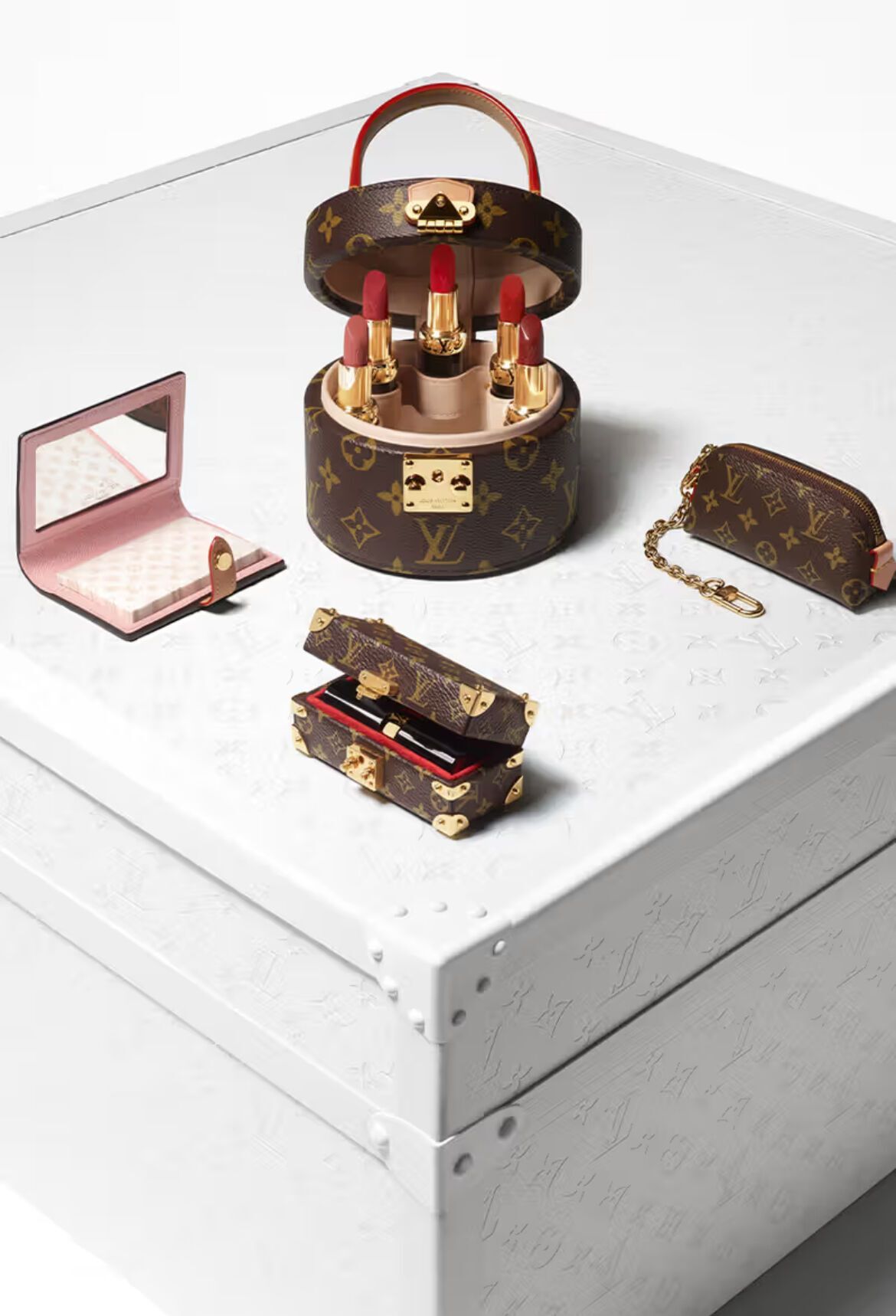 Зірка першого сезону ''Ігри в кальмари'' Чон Хо Ен стала обличчям косметичної лінії Louis Vuitton