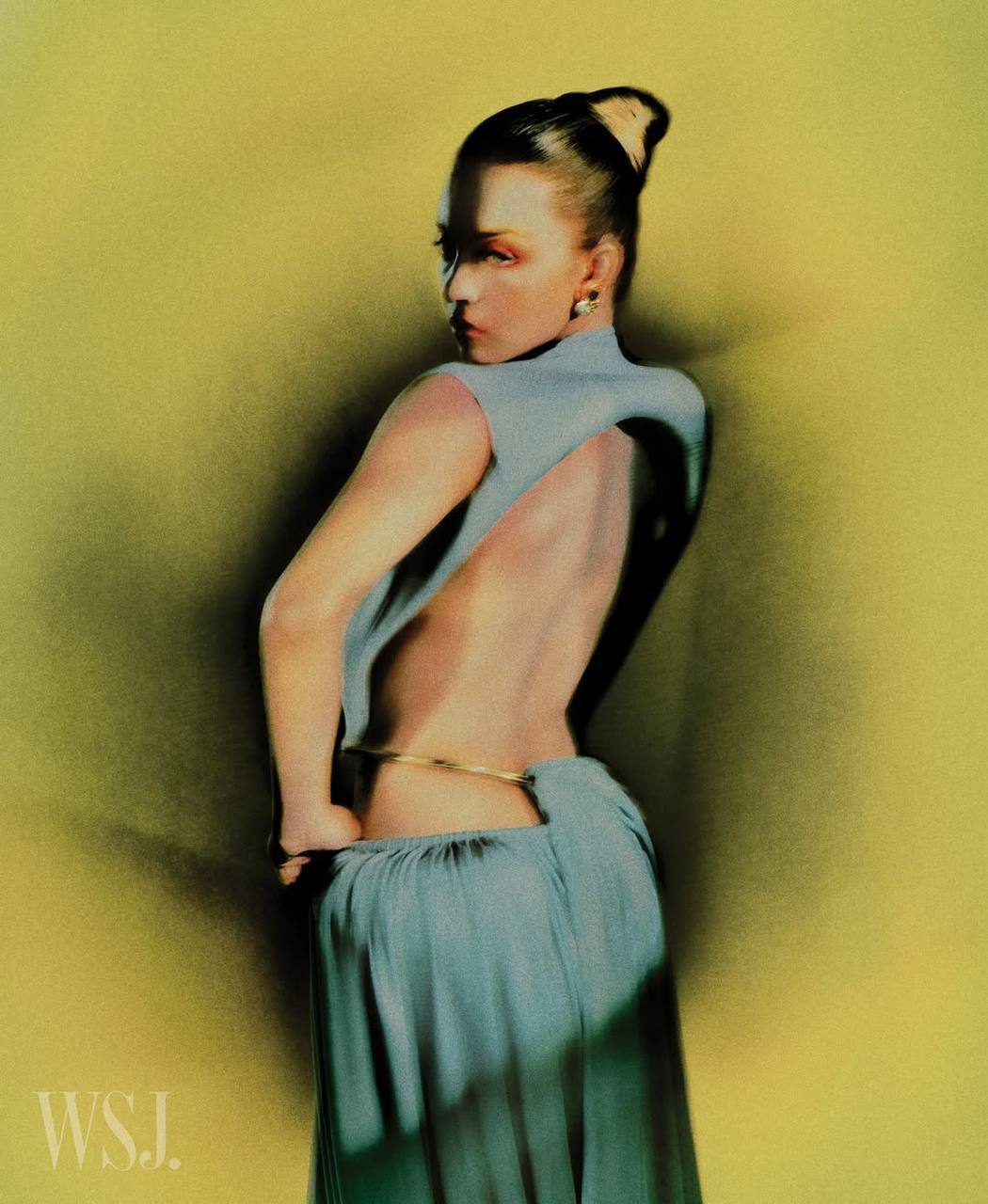 Леонардо Ді Капріо, Дженна Ортега, Дуа Ліпа, Шерон Стоун, Джіджі Хадід, Сідні Суїні стали героями нових обкладинок світових журналів