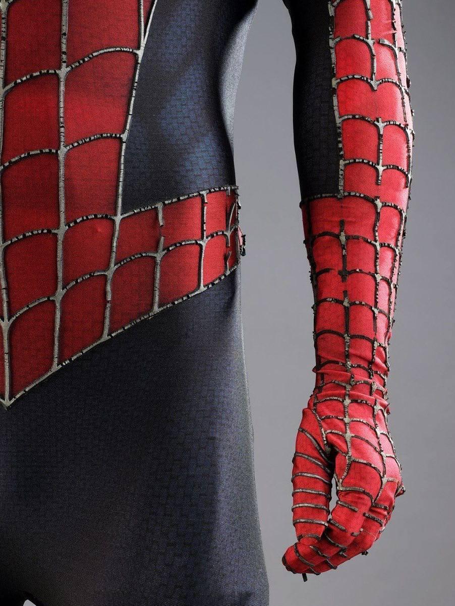 Легендарний костюм Людини-павука Тобі Магуайра виставили на аукціон за $200 тисяч