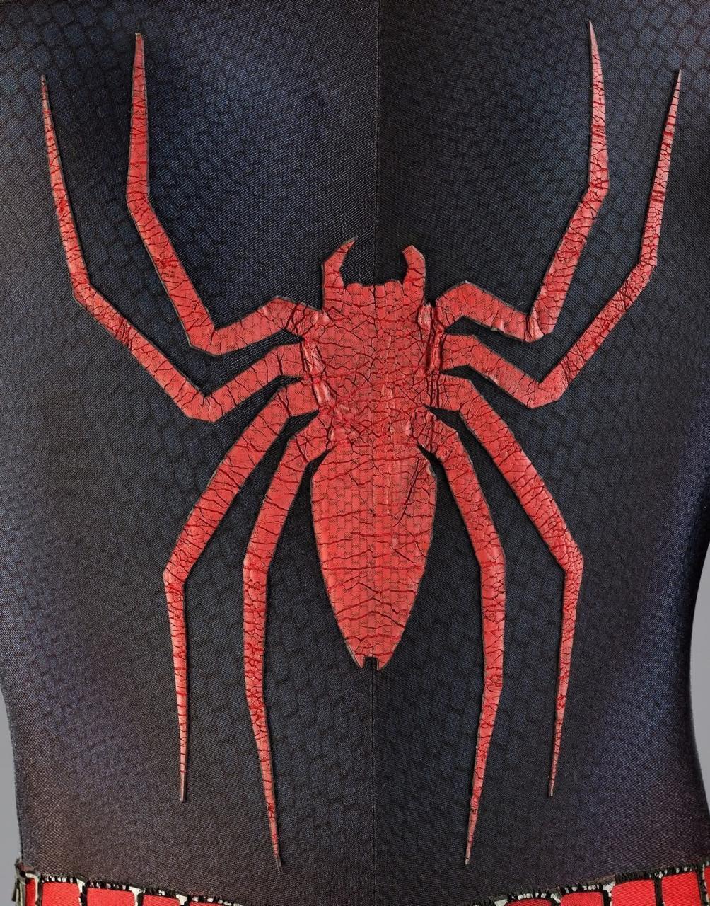 Легендарний костюм Людини-павука Тобі Магуайра виставили на аукціон за $200 тисяч