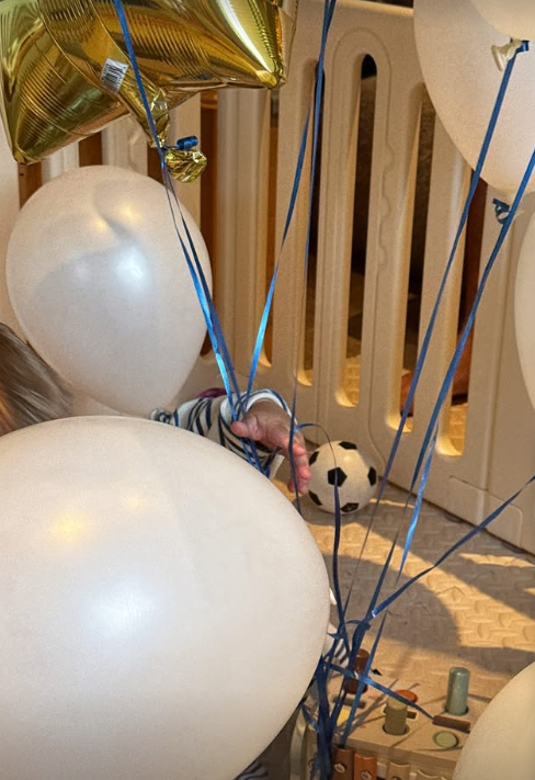 Гейлі Бібер показала теплі кадри з першого дня народження сина