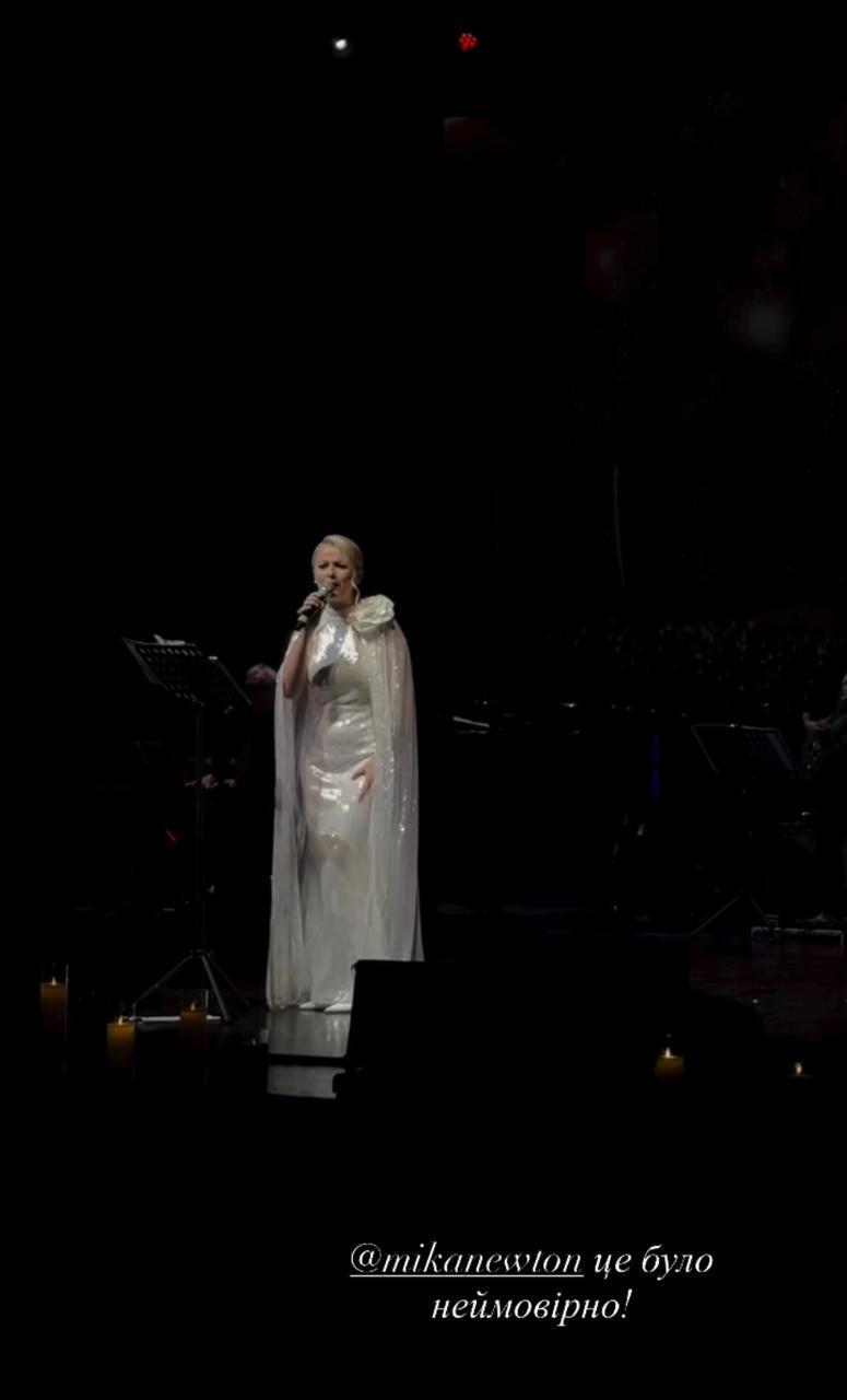 Співачка Міка Ньютон виконує легендарні українські пісні на концертах у США