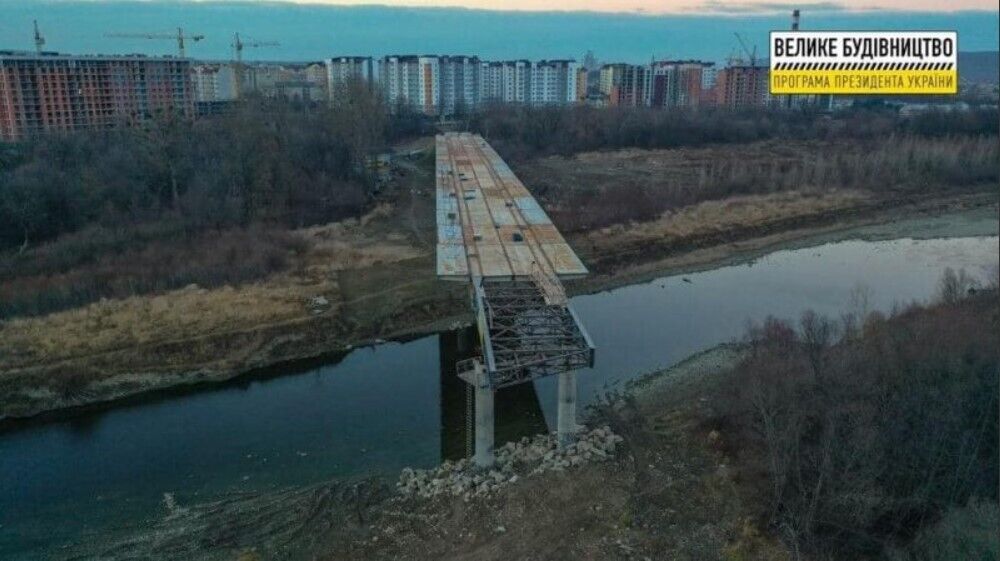 В 2024 году мост выглядел так
