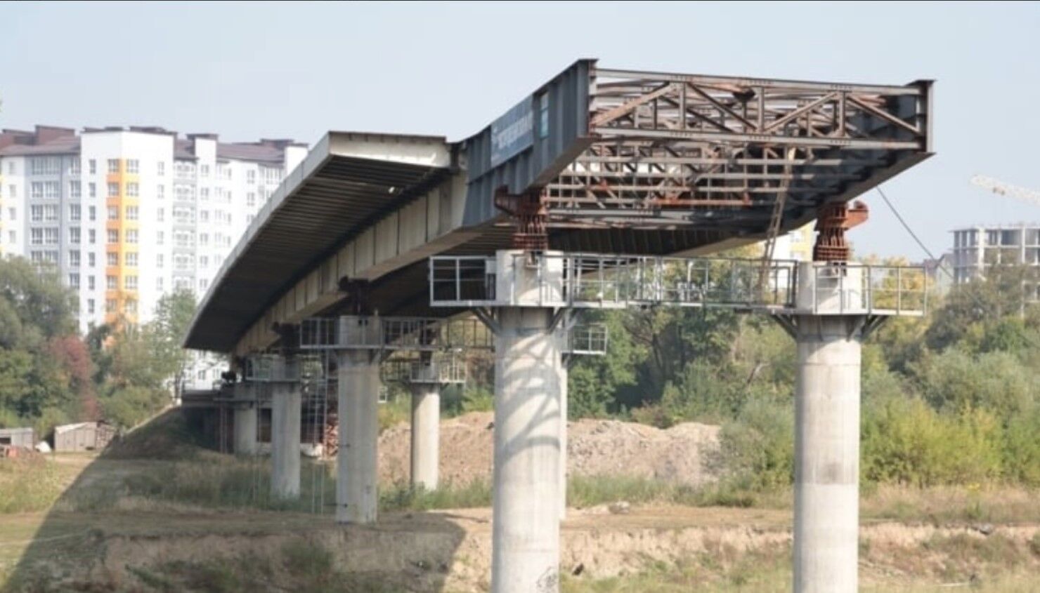 Мост через реку Быстрица Надворнянская