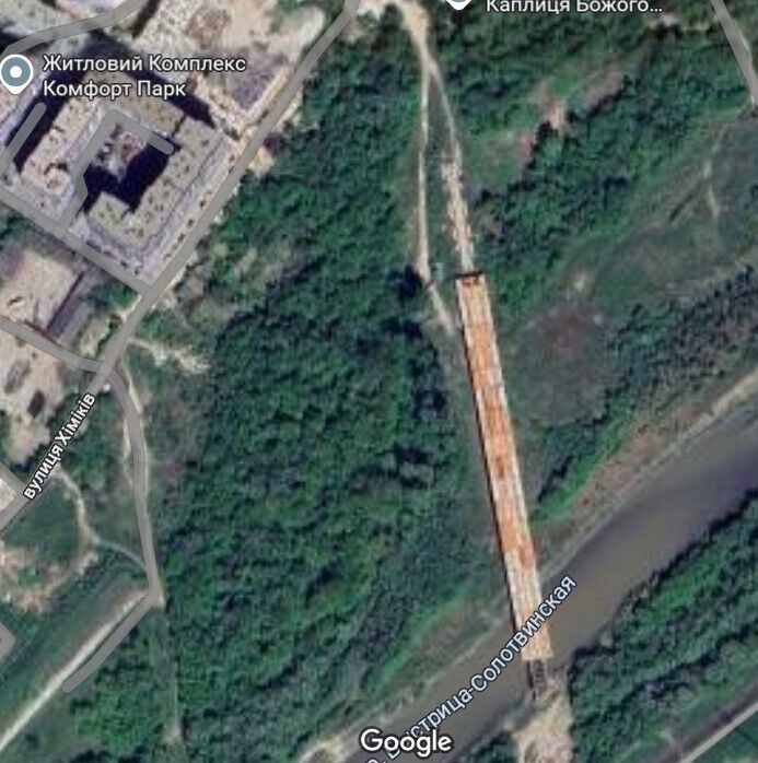 Снимок моста через реку Быстрица Надворнянская
