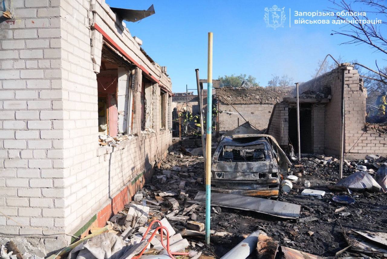 Массированный обстрел Запорожья: погиб человек, почти 30 раненых