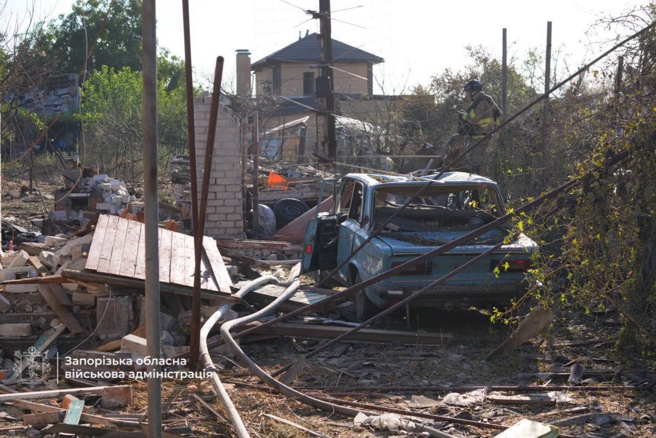 Массированный обстрел Запорожья: погиб человек, почти 30 раненых