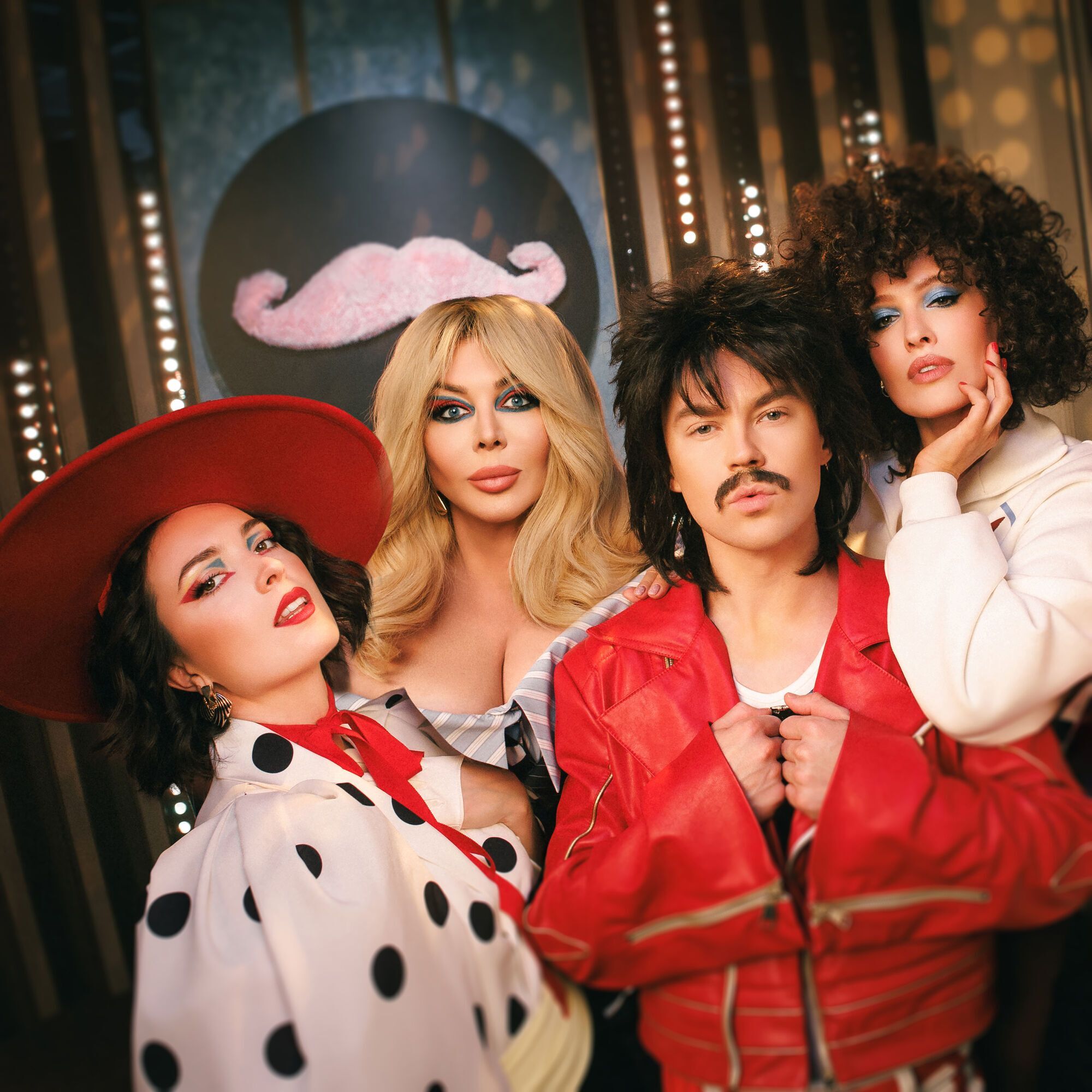 ''YABADABADU'': неон, усы и ностальгия – музыкальный привет из 80-х