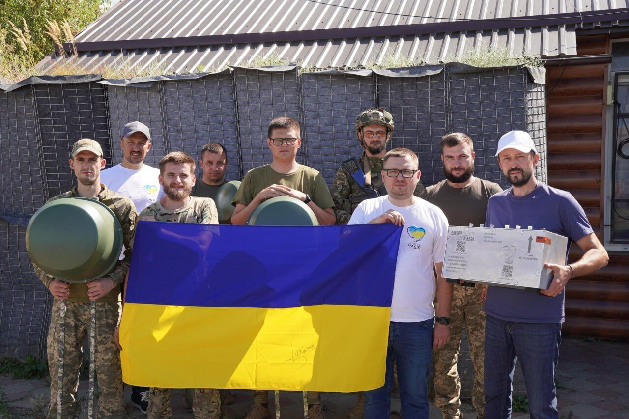 300-я миссия на передовую: БФ молодежной инициативы ''Надежда'', Валерий Дубиль и Вита Присяжнюк доставили помощь защитникам Донецкой области и Харьковщины