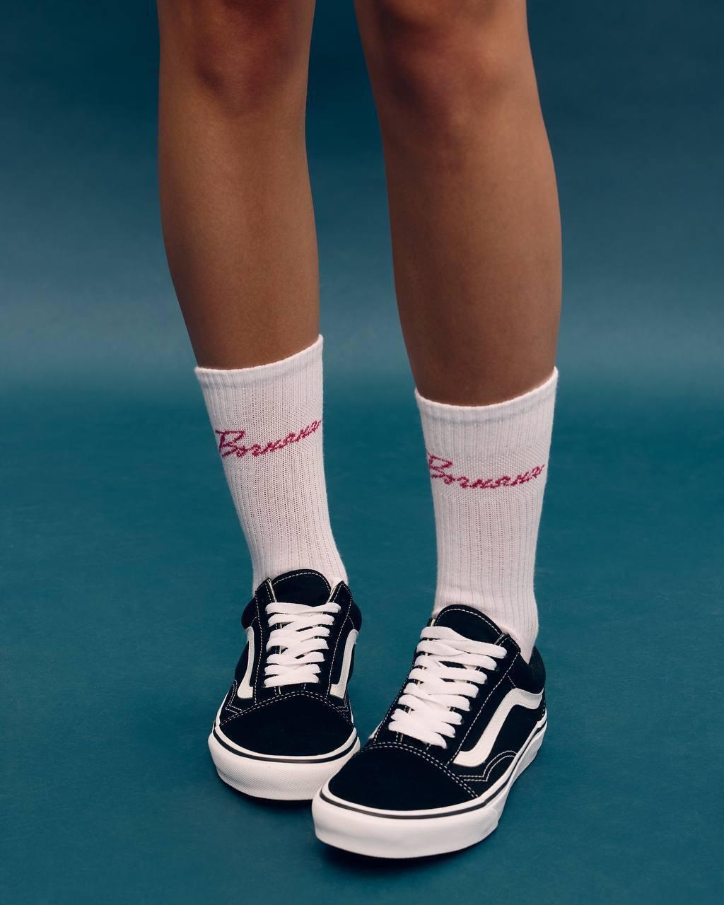 Виталий Козловский представил свой первый официальный мерч