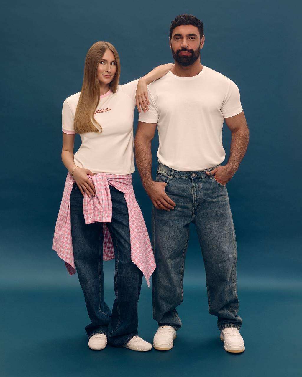 Виталий Козловский представил свой первый официальный мерч