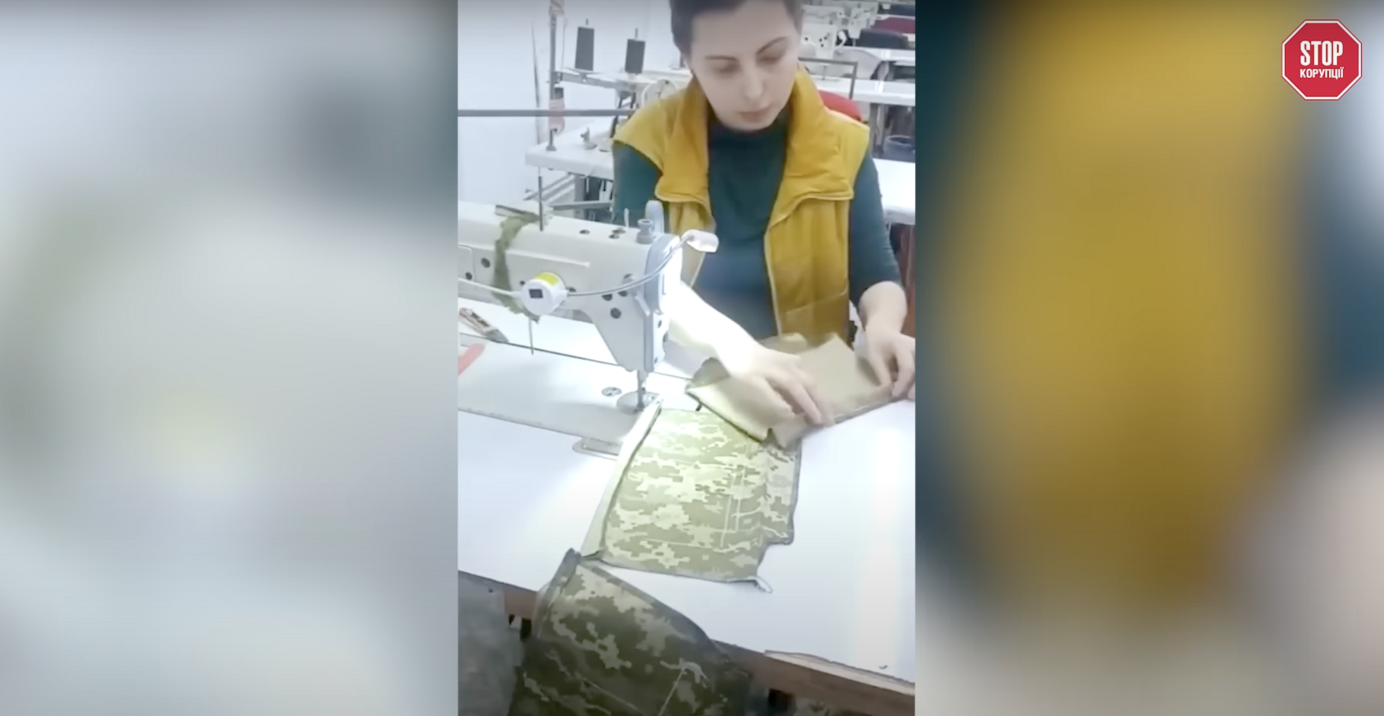 ''Бив по голові та обличчю'': справу про побиття волонтерки начальником Лозівського ТЦК розслідує поліція