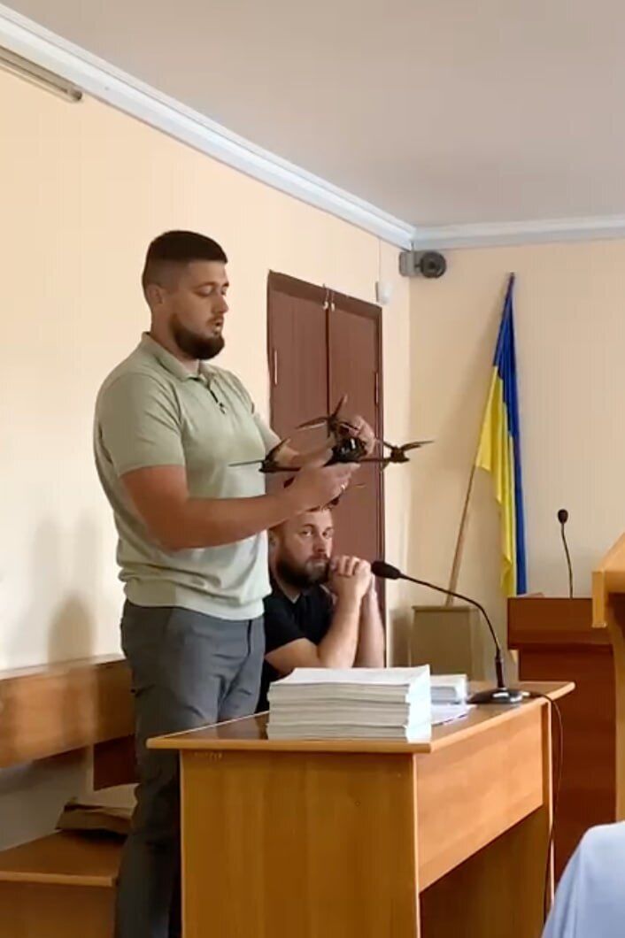 Справа про мільйони на дронах: нетішинського мера Супрунюка відсторонили ще на 2 місяці