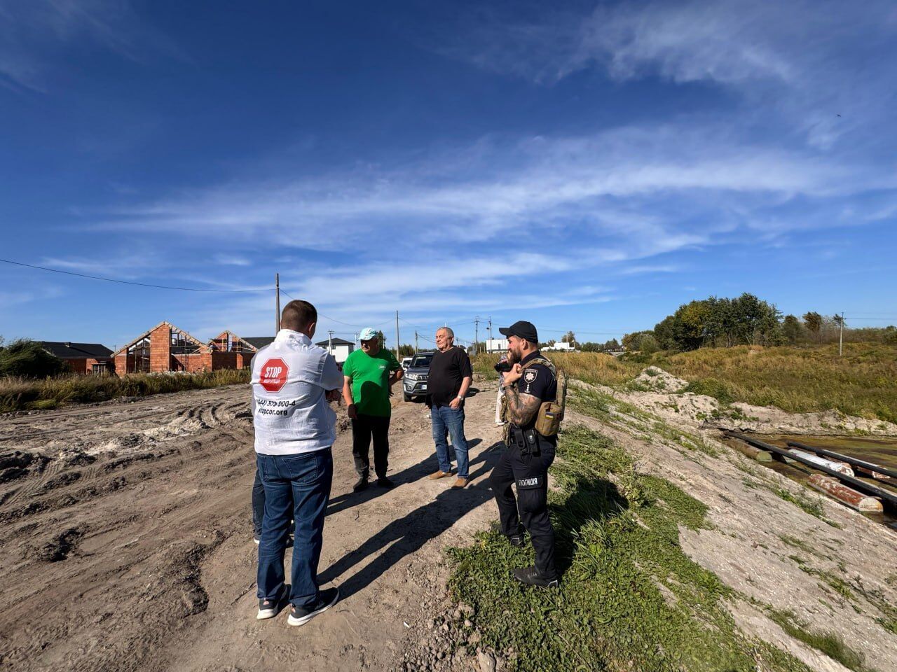 Незаконная добыча песка у O!VILLAS