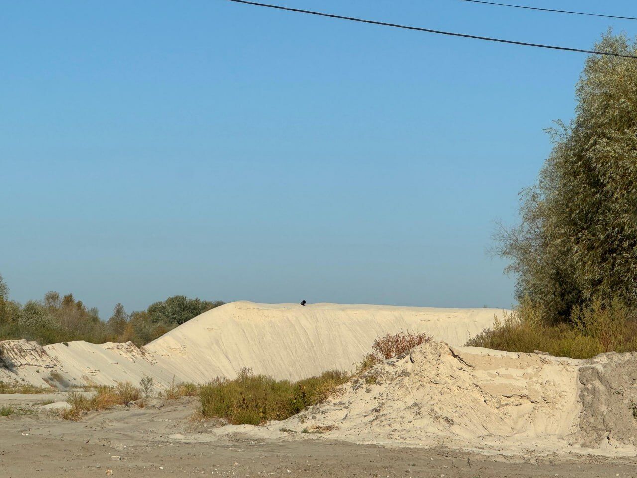 Несмотря на арест Шапрана: скандальная ''Стройиндустрия-Сервис ЛТД'' работает на отгрузку ископаемых (фото)