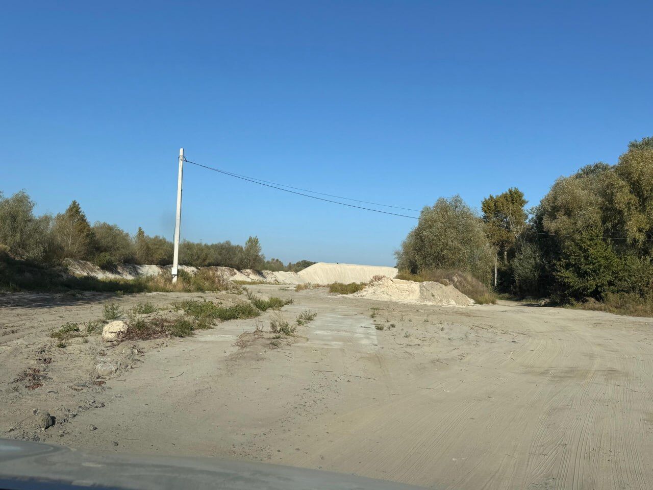 Несмотря на арест Шапрана: скандальная ''Стройиндустрия-Сервис ЛТД'' работает на отгрузку ископаемых (фото)