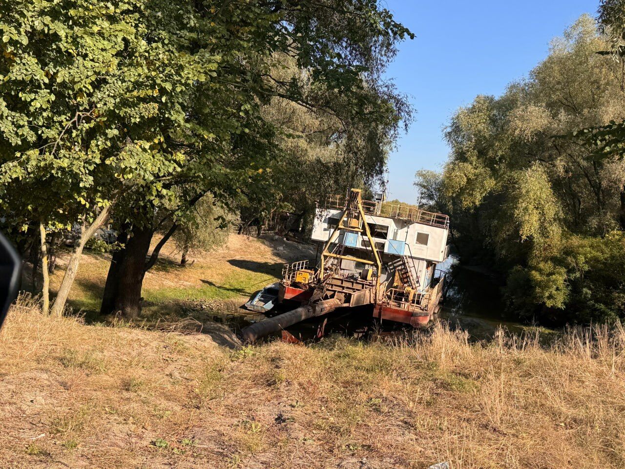 Несмотря на арест Шапрана: скандальная ''Стройиндустрия-Сервис ЛТД'' работает на отгрузку ископаемых (фото)