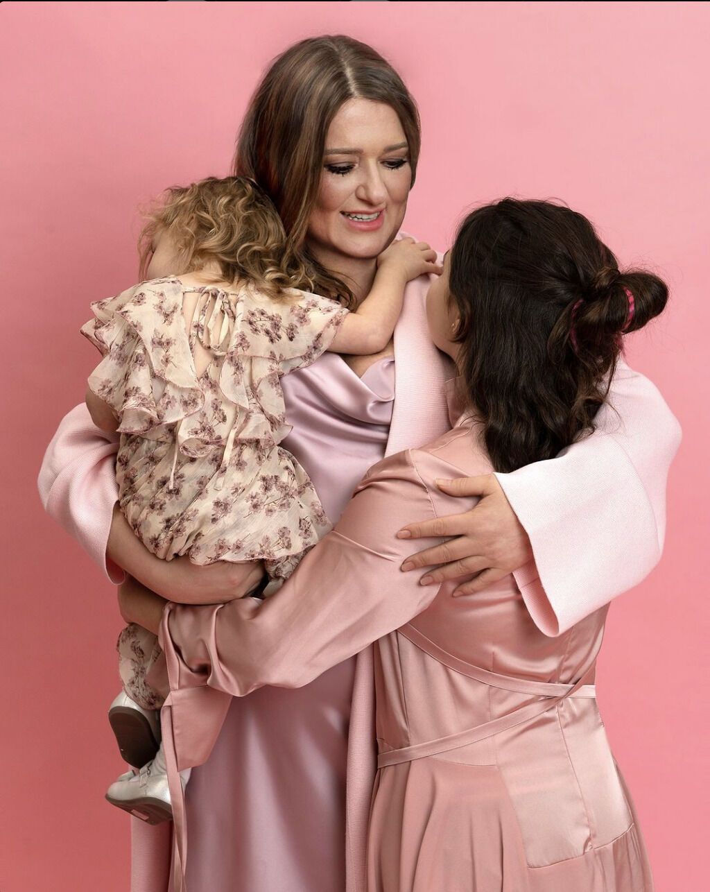 Зірки, які стали батьками не за кров’ю, а за вибором