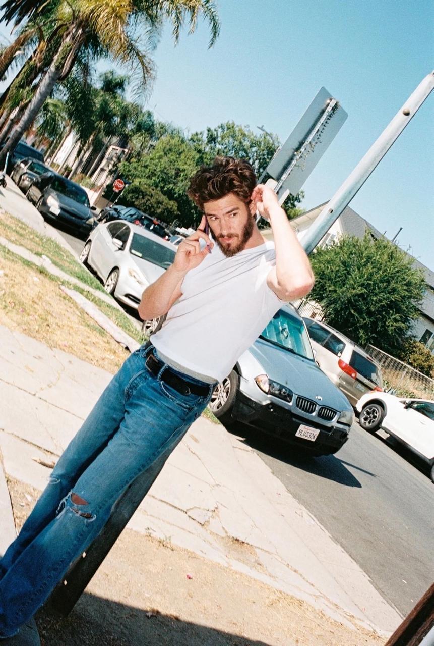 Голливудские актеры и топ-модели стали героями самых ожидаемых номеров глянца осени