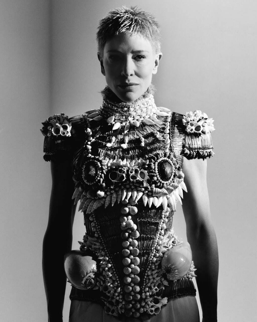 Голливудские актеры и топ-модели стали героями самых ожидаемых номеров глянца осени