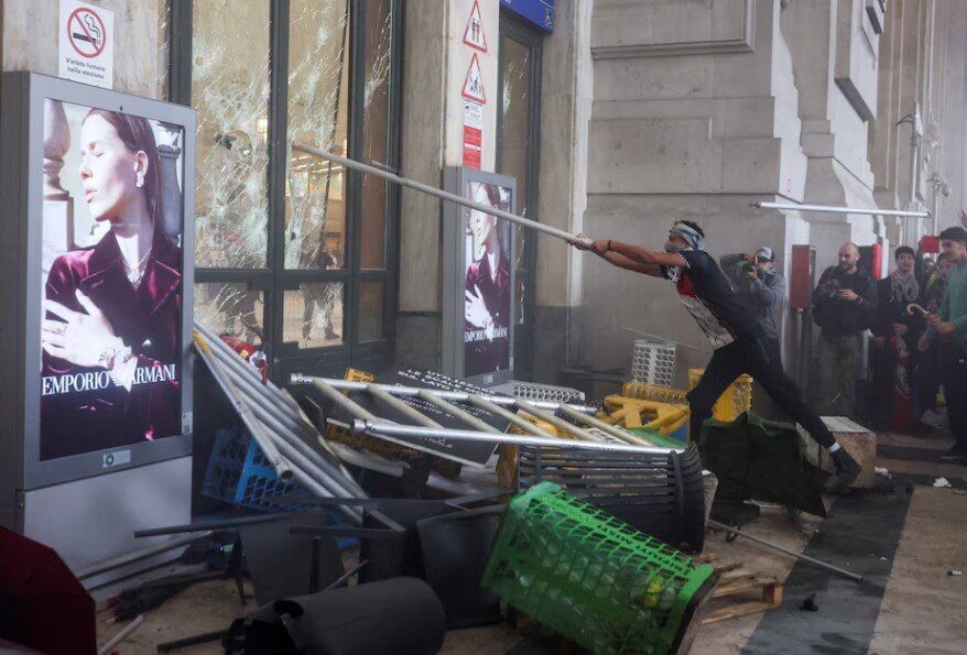 В Италии вспыхнули масштабные пропалестинские протесты и столкновения с полицией